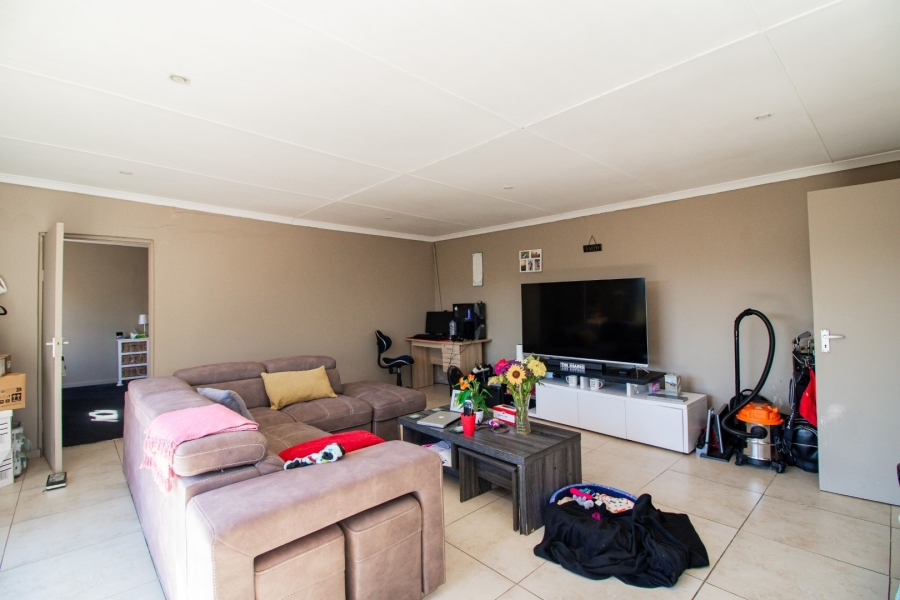 4 Bedroom Property for Sale in Nahoon Valley Park Eastern Cape